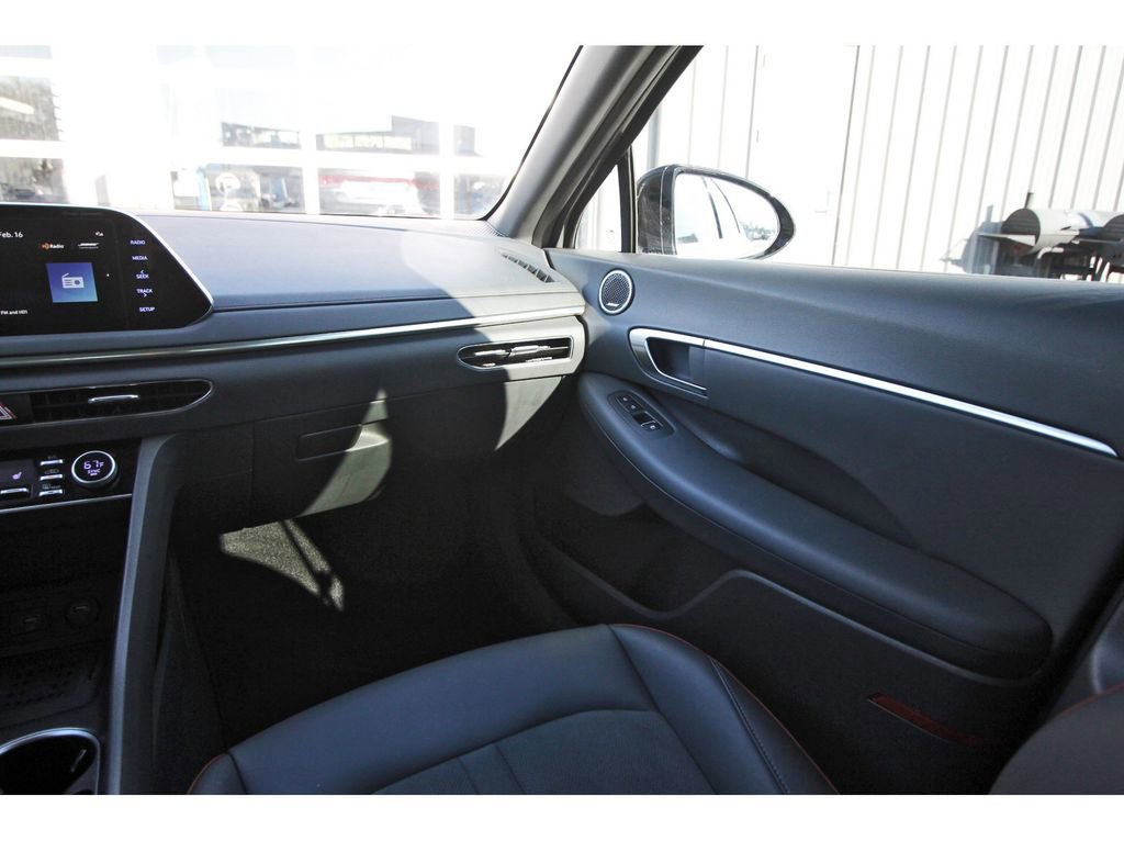 Used 2022 Hyundai Sonata SEL Plus image 12