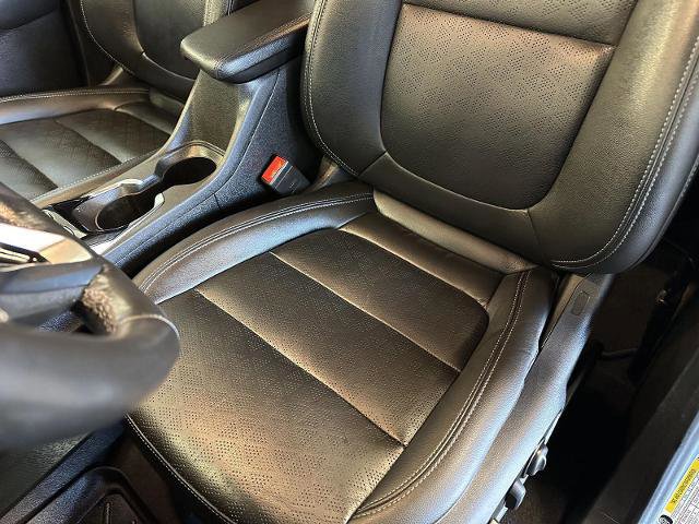 Used 2022 Chevrolet Bolt LT w/ Infotainment Package image 19