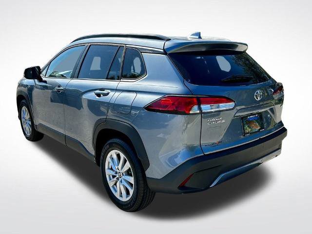 Used 2023 Toyota Corolla Cross LE image 5