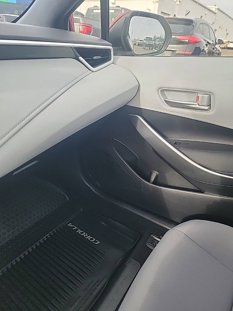 Used 2020 Toyota Corolla SE image 57