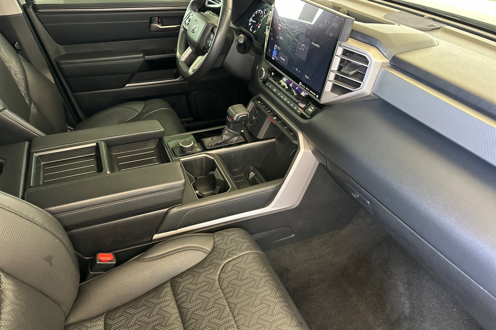 Used 2022 Toyota Tundra Limited w/ TRD Off-Road Package RWD image 15