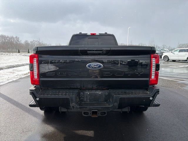 Certified 2023 Ford F450 Lariat w/ Lariat Ultimate Package image 4