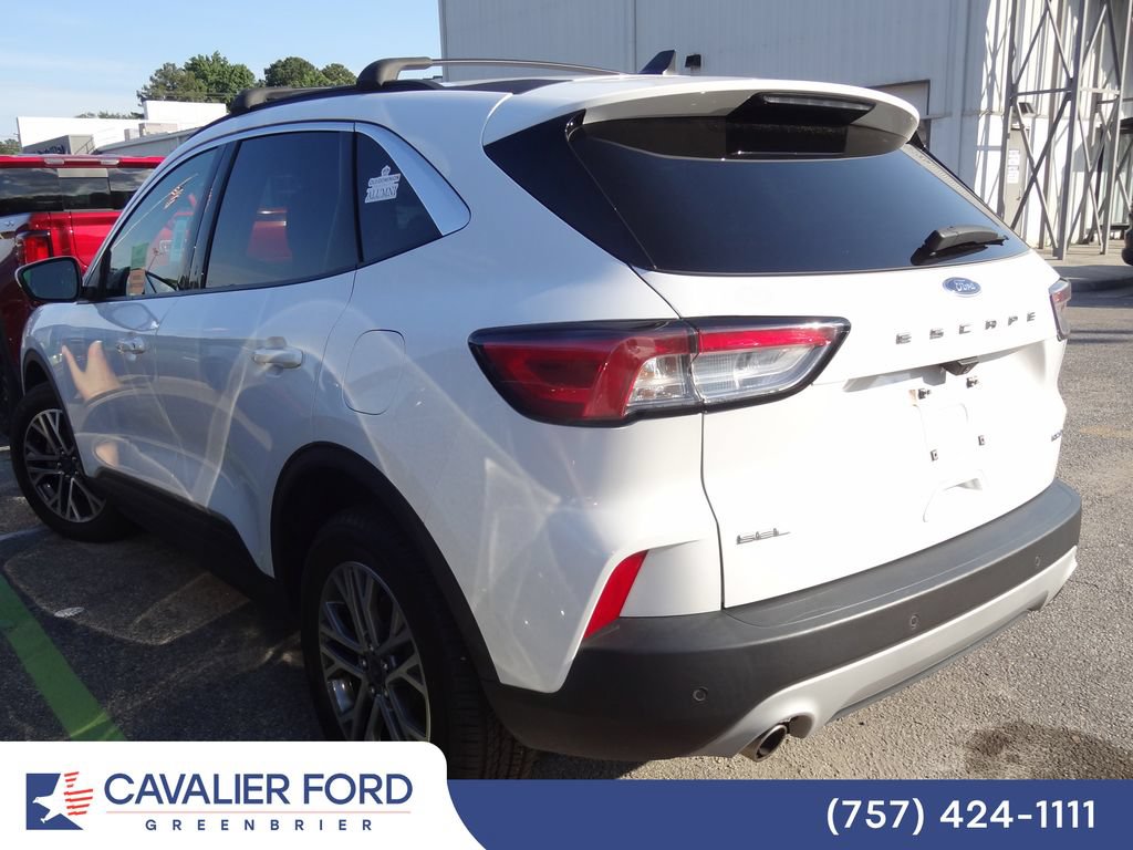 Certified 2022 Ford Escape SEL w/ Technology Package AWD/4WD image 6