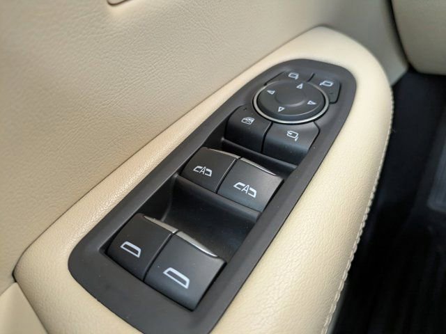 Used 2019 Cadillac XT5 Luxury image 22