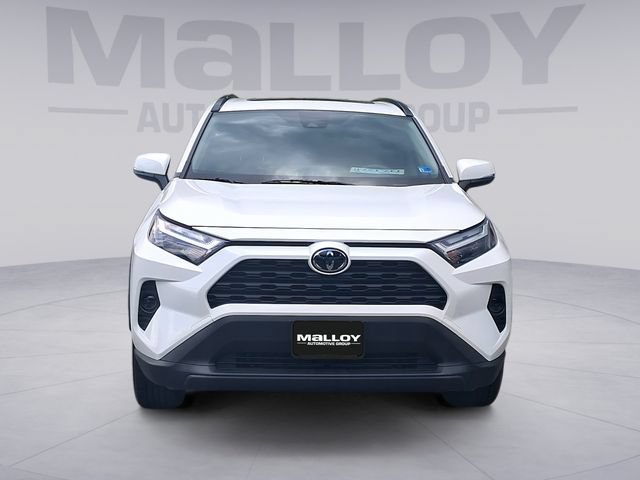 Used 2025 Toyota RAV4 XLE w/ Convenience Package AWD/4WD image 8