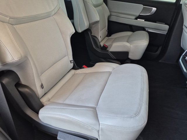 Certified 2025 Ford Expedition Platinum AWD/4WD image 35