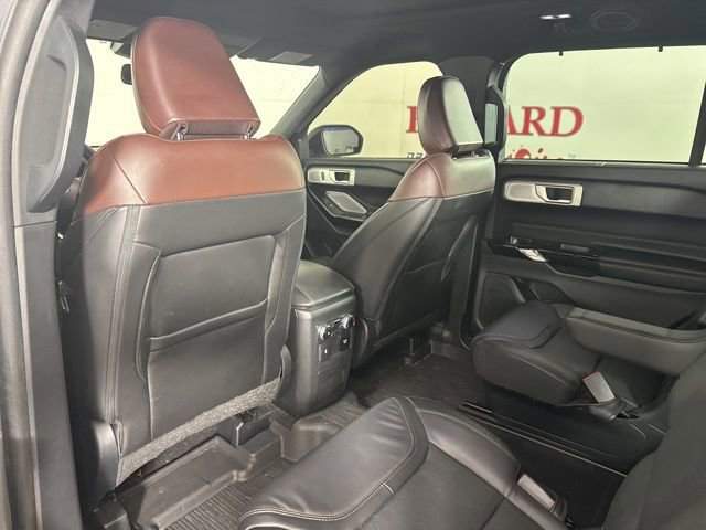 Certified 2023 Ford Explorer Platinum w/ Technology Package image 14