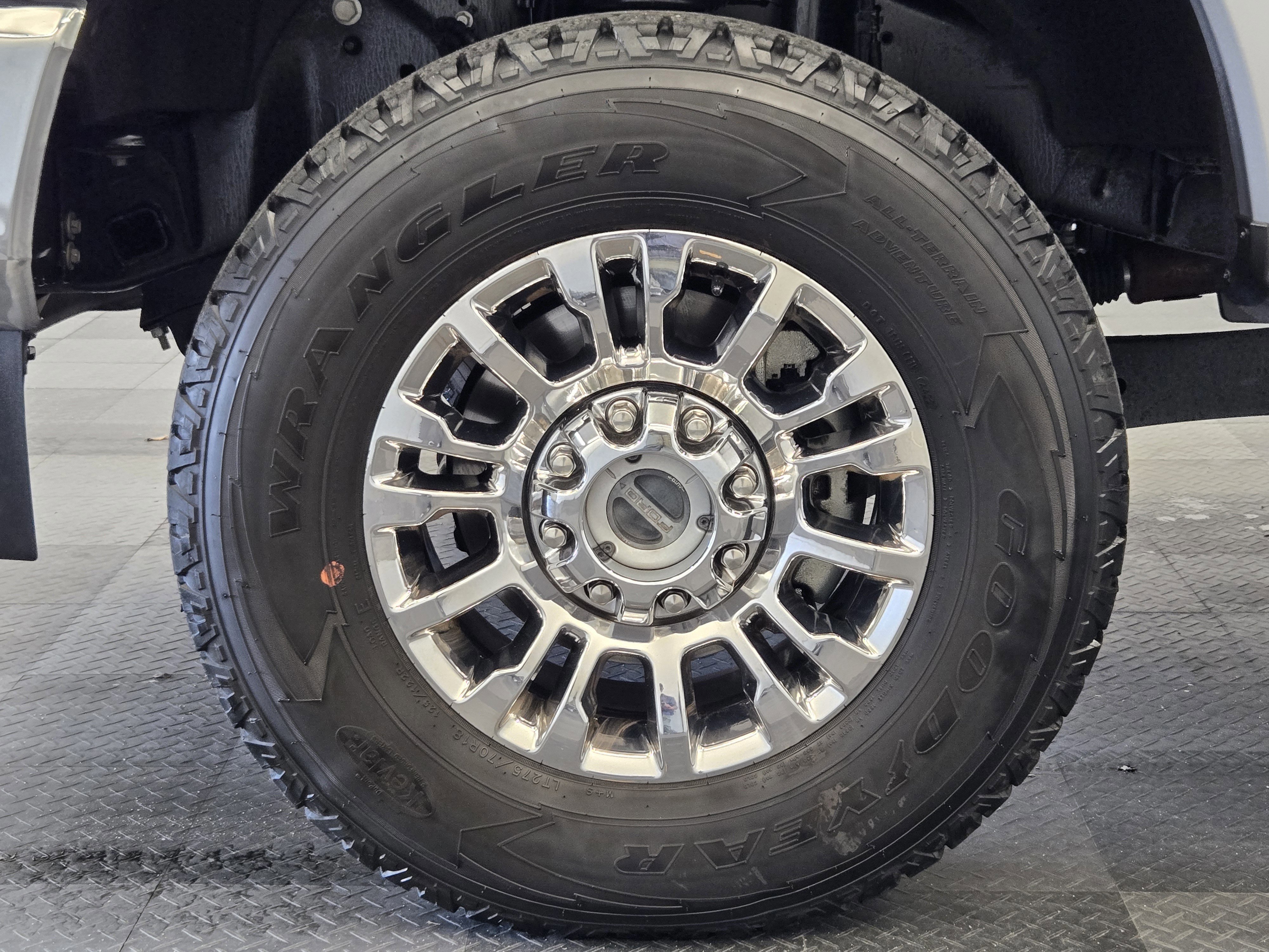 Certified 2022 Ford F250 XLT w/ XLT Premium Package image 10