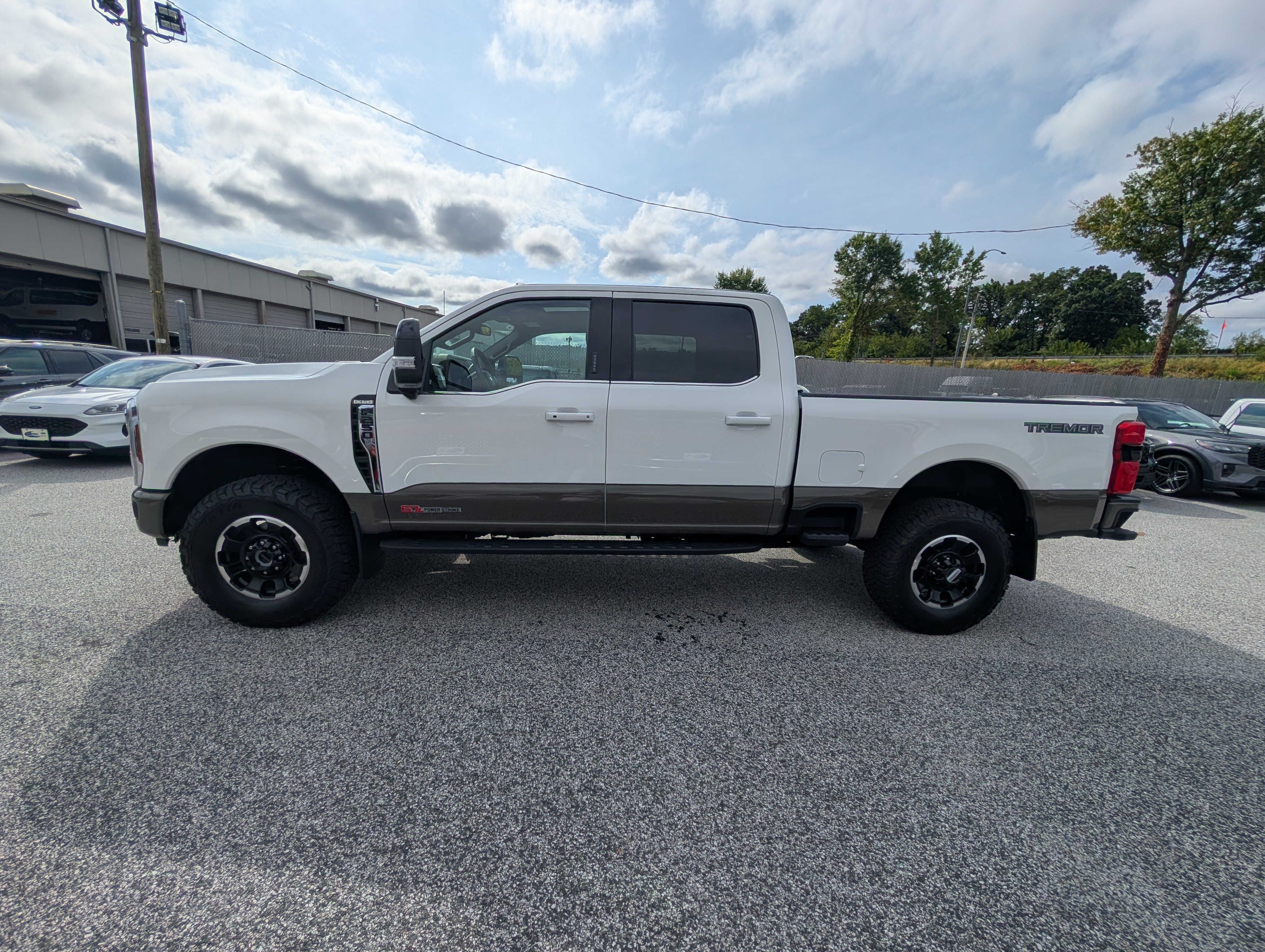 Certified 2026 Ford F250 King Ranch w/ Tremor Off-Road Package AWD/4WD image 3