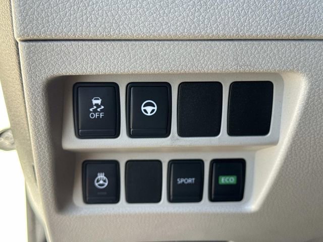 Used 2020 Nissan Rogue Sport SL w/ Premium Package image 17