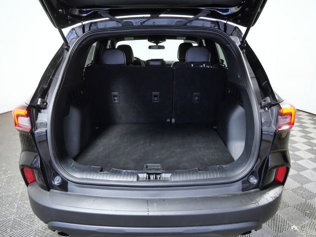 Certified 2025 Ford Escape ST-Line image 9