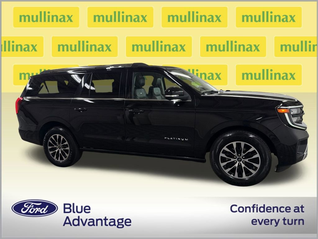 Certified 2025 Ford Expedition Max Platinum AWD/4WD image 2