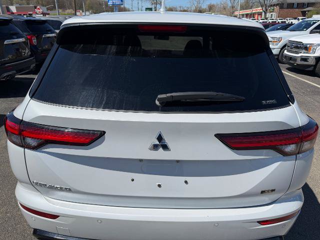 Used 2023 Mitsubishi Outlander SE AWD/4WD image 6