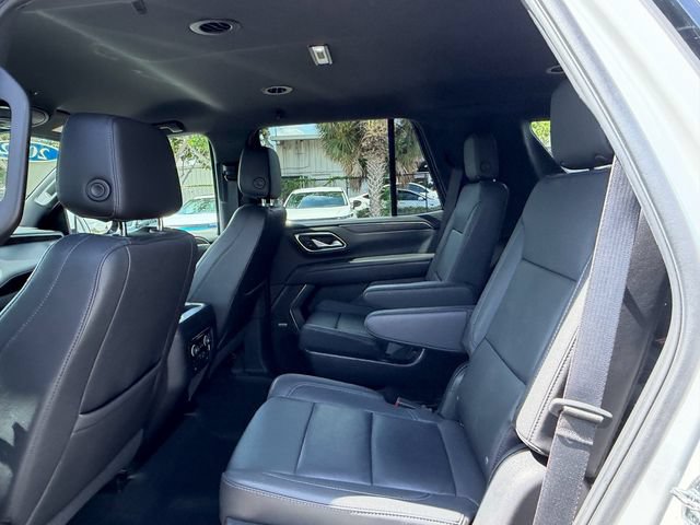Used 2022 Chevrolet Tahoe LT w/ Luxury Package RWD image 13