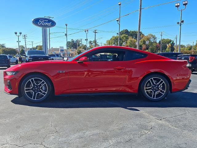 Certified 2024 Ford Mustang GT image 3