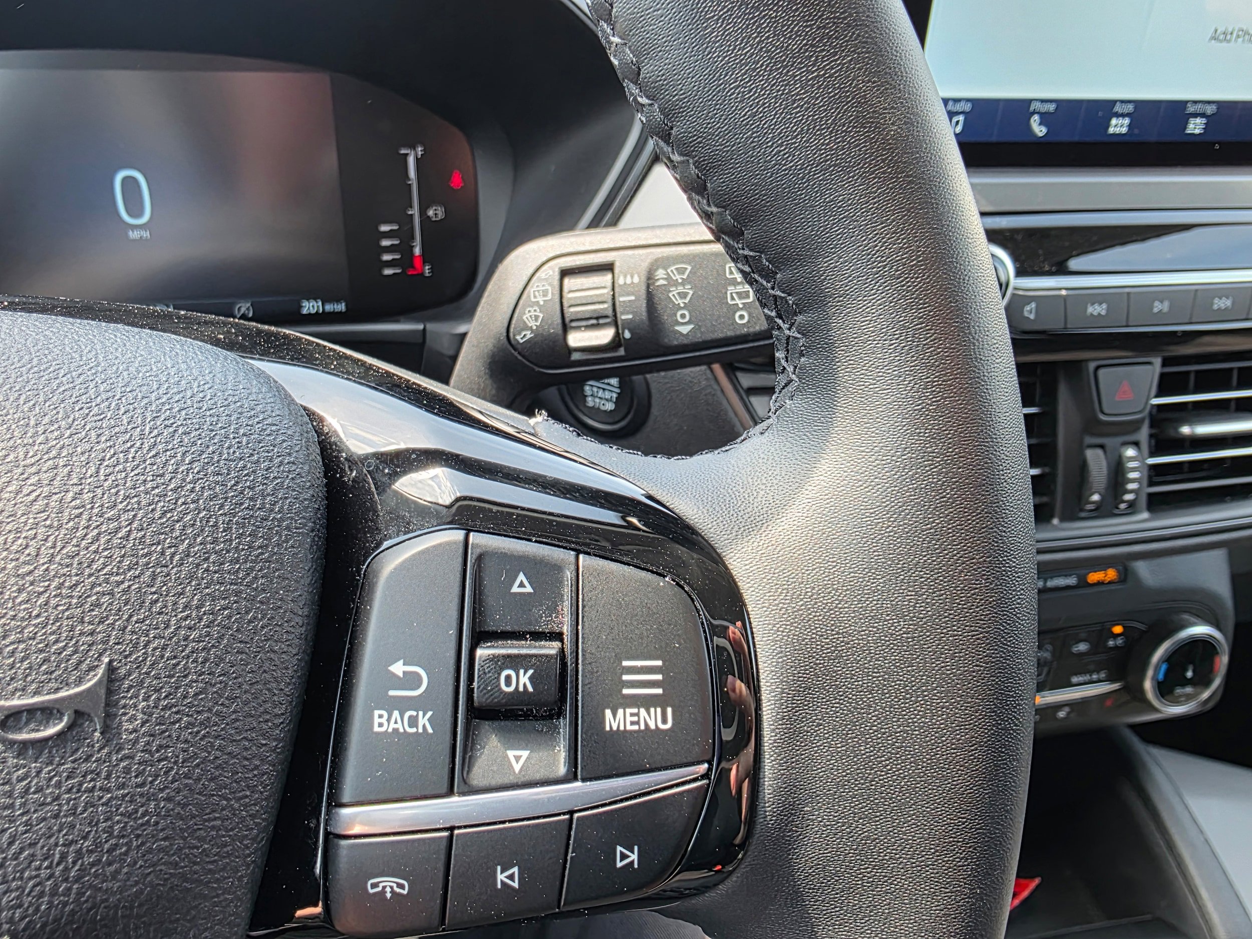 Certified 2024 Ford Escape Active AWD/4WD image 16