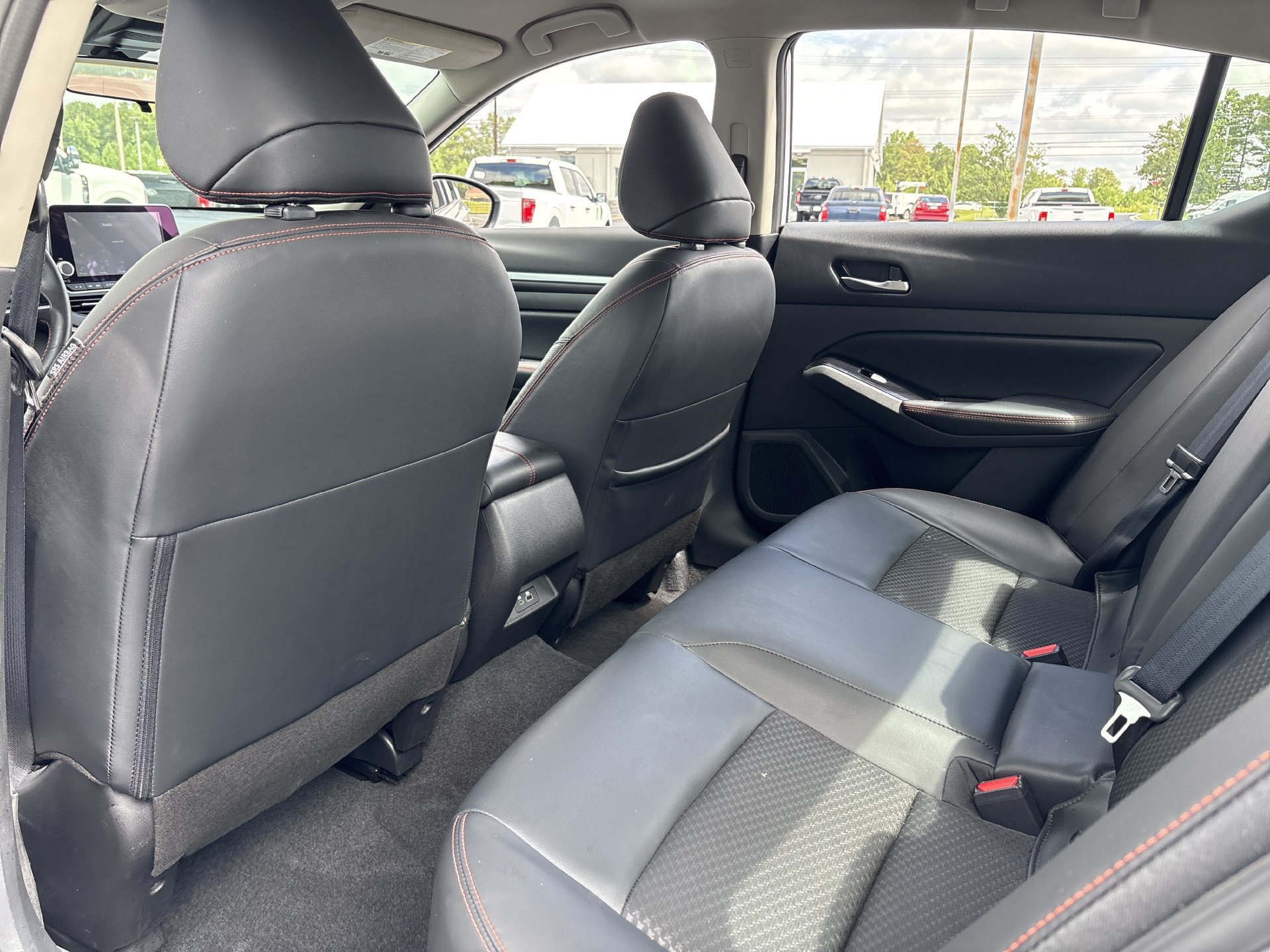 Used 2025 Nissan Altima 2.5 SR AWD/4WD image 18