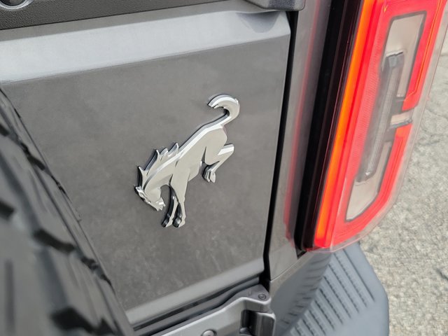 Certified 2023 Ford Bronco Everglades AWD/4WD image 5