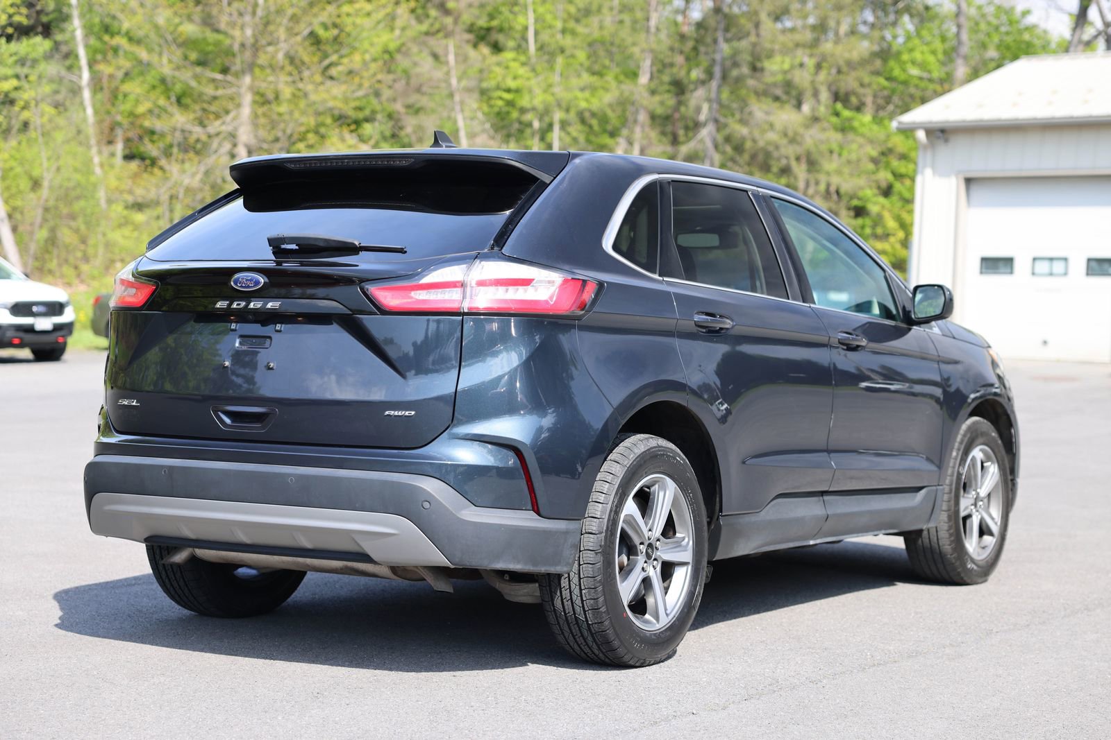 Certified 2024 Ford Edge SEL w/ Convenience Package AWD/4WD image 6