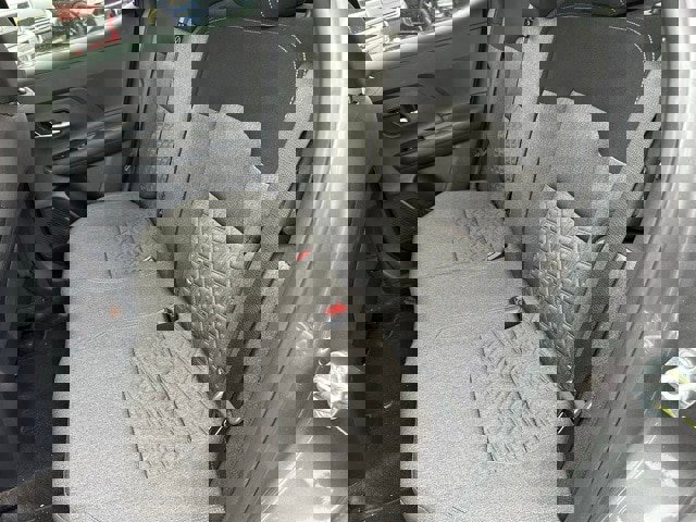 Used 2025 Nissan Kicks SV image 14