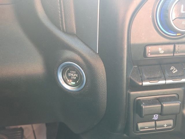 Used 2020 Chevrolet Silverado 1500 LT Trail Boss image 40