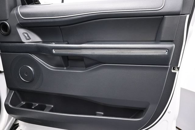 Certified 2024 Ford Expedition XLT RWD image 33
