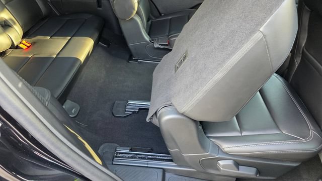 Certified 2024 Ford Explorer XLT w/ Equipment Group 202A AWD/4WD image 30
