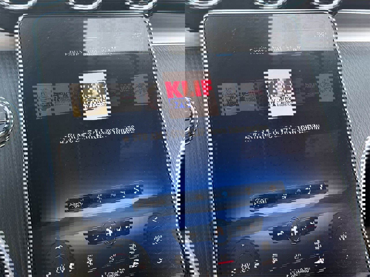 Used 2023 Mercedes-Benz C 300 Sedan image 18