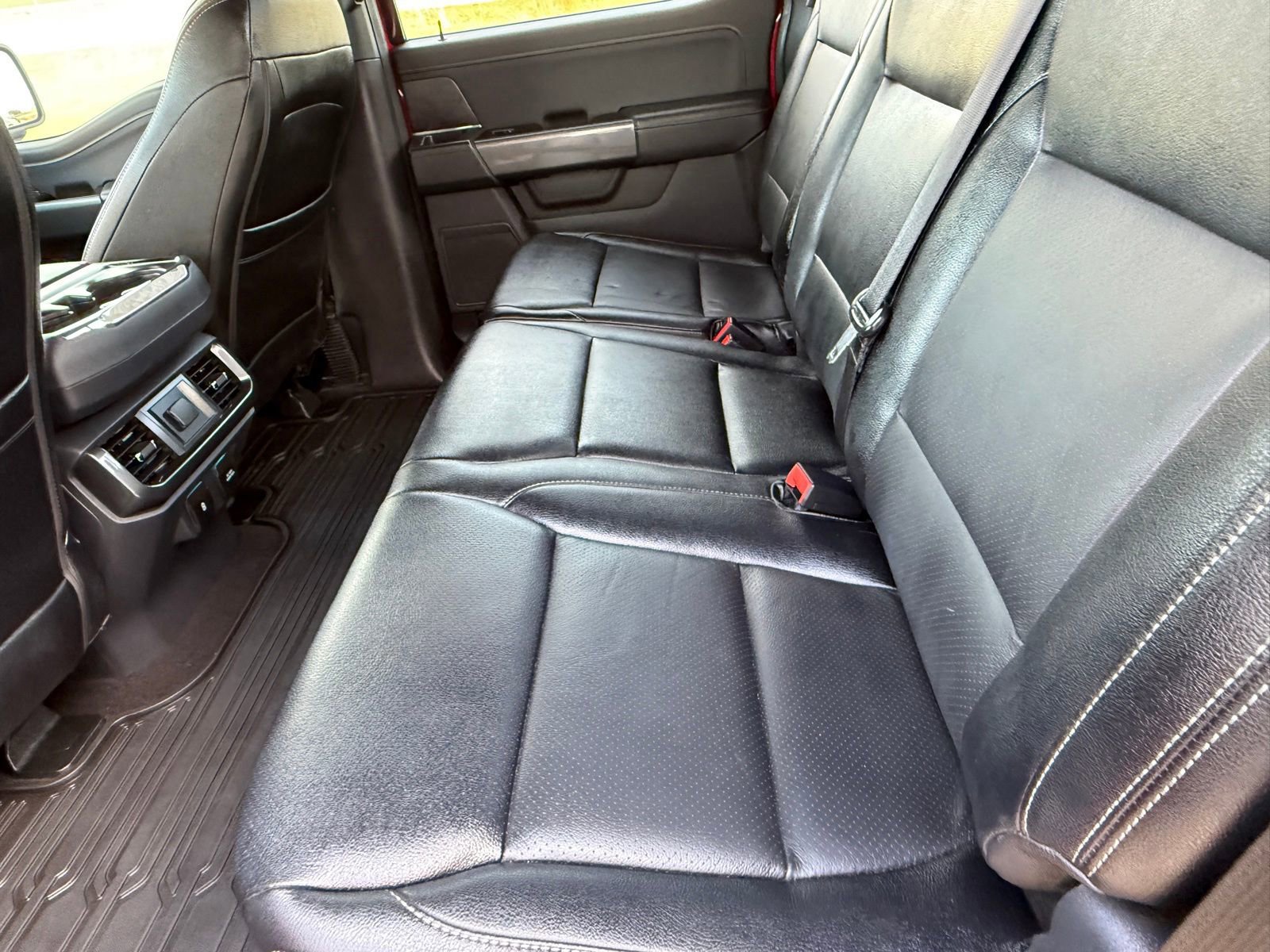 Certified 2022 Ford F150 XLT w/ Equipment Group 302A High image 19