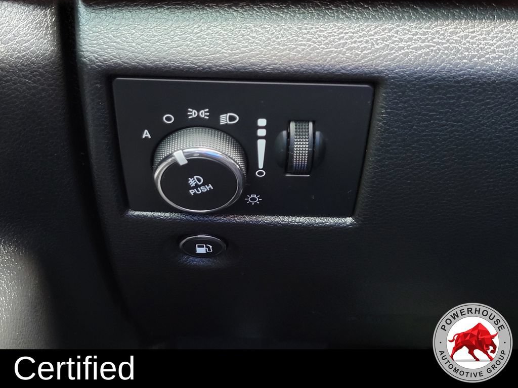 Used 2021 Jeep Grand Cherokee Laredo X RWD image 28