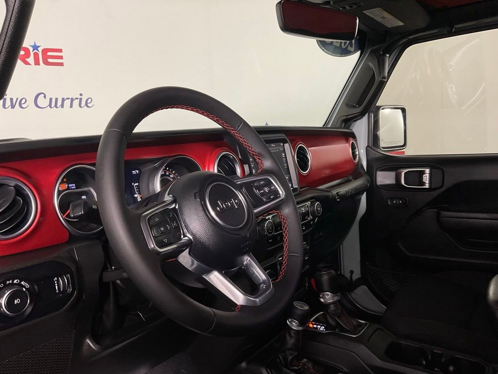 Used 2023 Jeep Wrangler Unlimited Rubicon AWD/4WD image 13