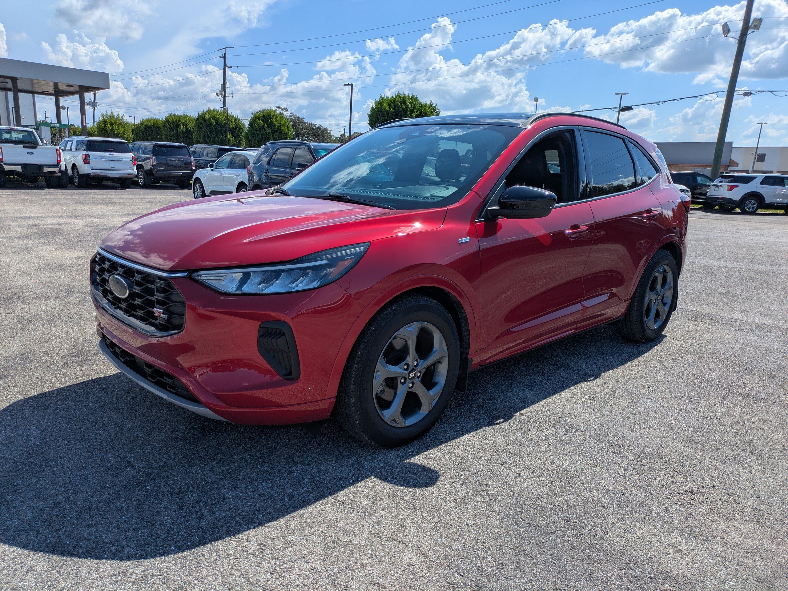 Certified 2023 Ford Escape ST-Line w/ Tech Pack #1 FWD image 8