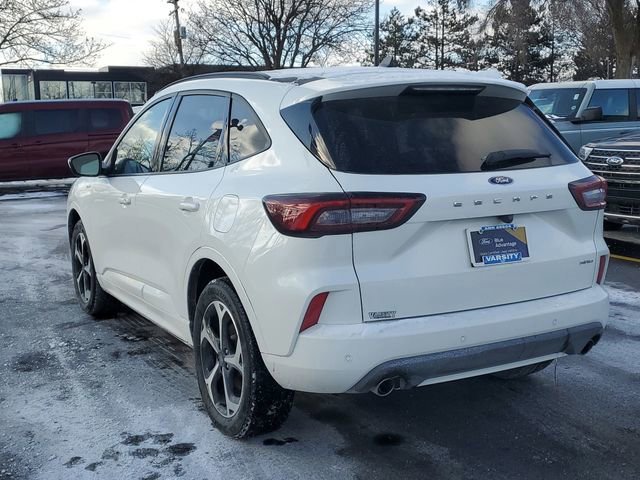 Certified 2024 Ford Escape ST-Line Select w/ Tech Pack #2 image 2