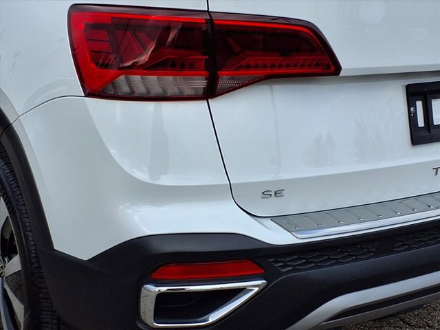 Used 2022 Volkswagen Taos SE image 22