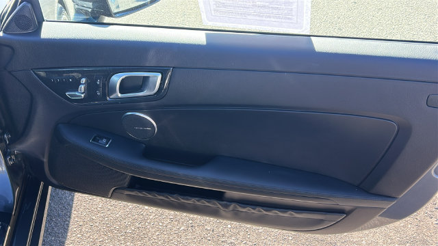 Used 2018 Mercedes-Benz SLC 300 image 10