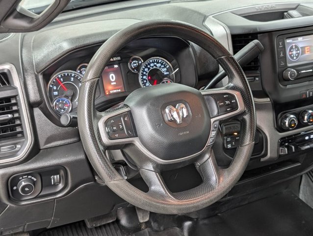 Used 2024 RAM 3500 Tradesman w/ Chrome Appearance Group AWD/4WD image 9