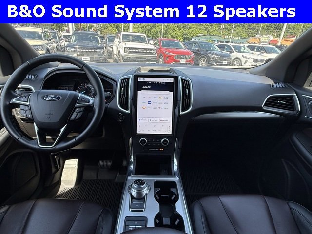 Certified 2022 Ford Edge Titanium w/ Equipment Group 301A image 10