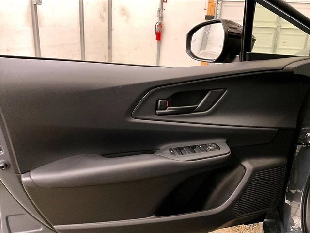 Used 2024 Toyota Prius Prime FWD image 22