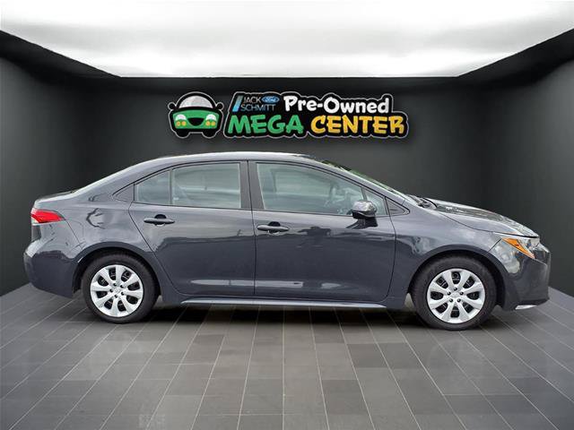 Used 2025 Toyota Corolla LE FWD image 23