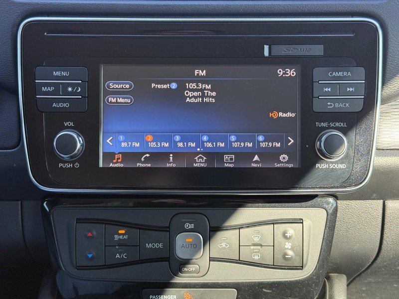 Used 2019 Nissan Leaf SL w/ SL Technology Package image 18