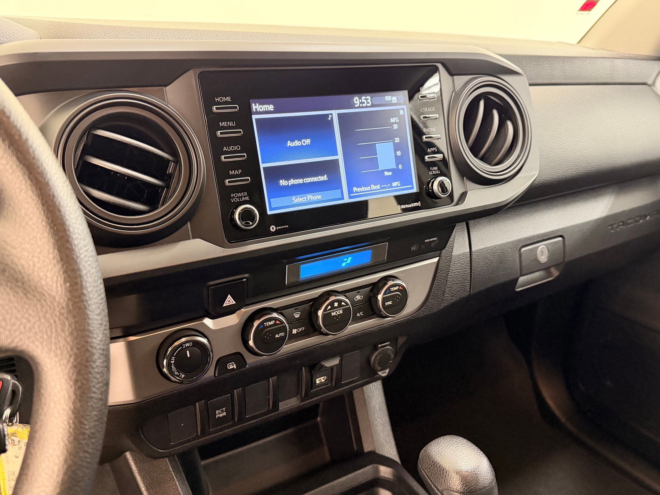 Used 2023 Toyota Tacoma SR image 27