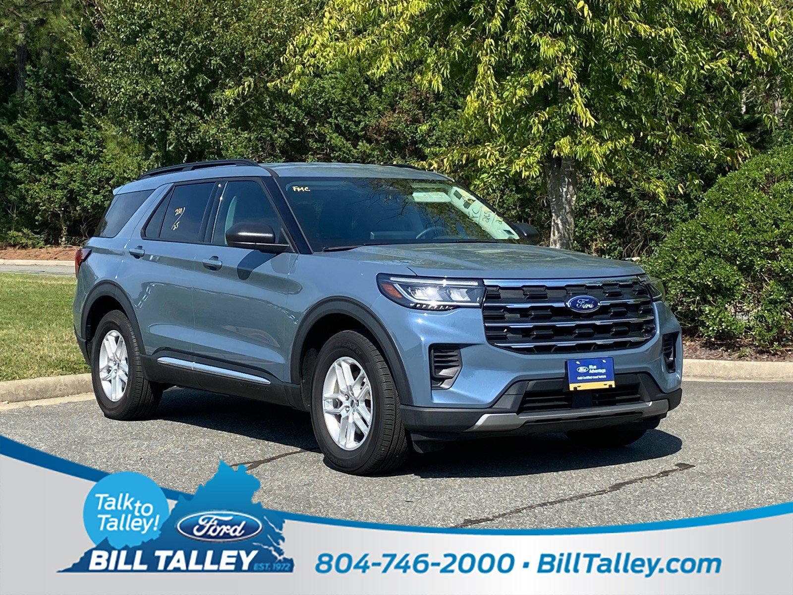 Certified 2025 Ford Explorer Active RWD image 1