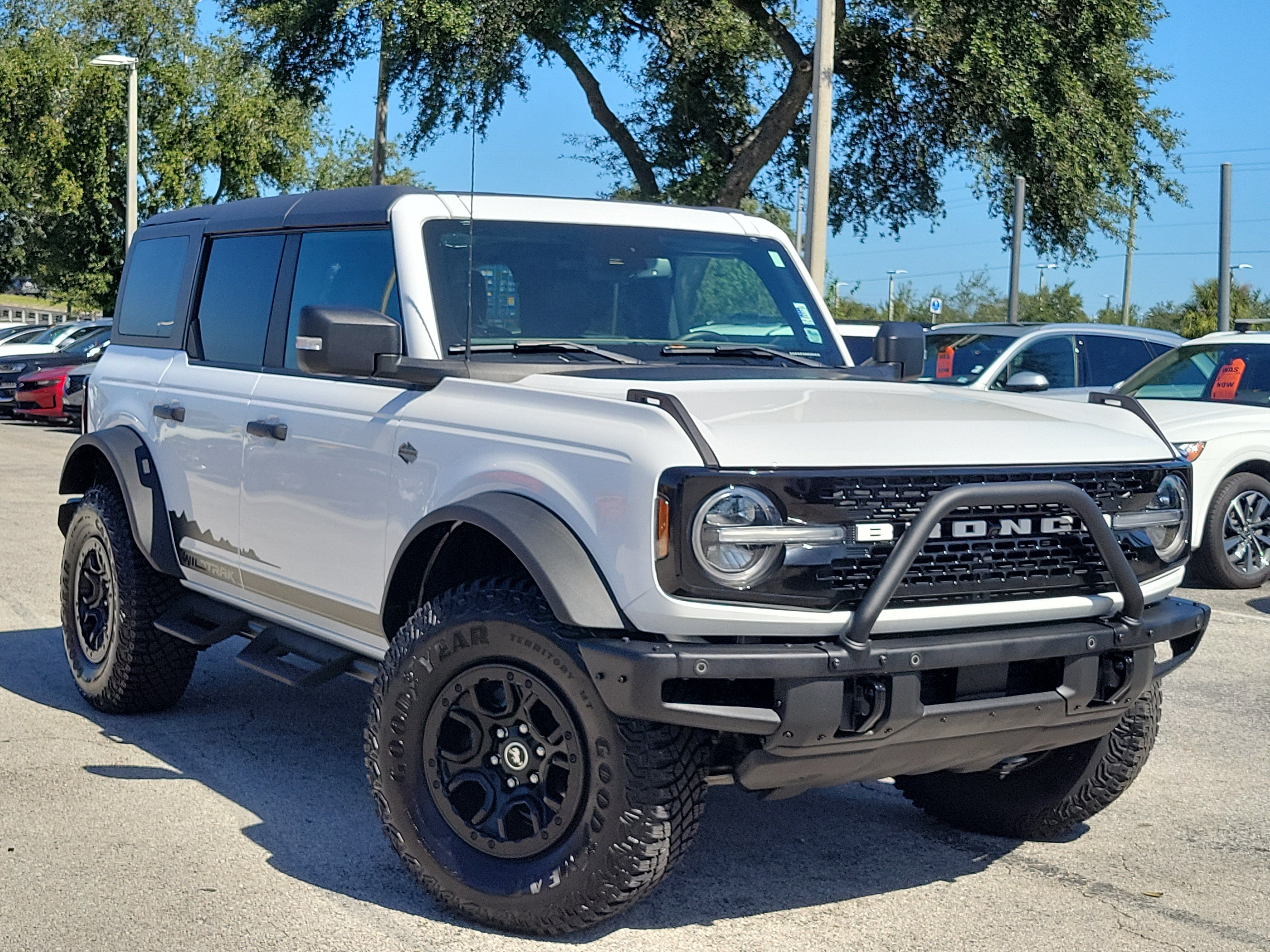 Certified 2024 Ford Bronco Wildtrak AWD/4WD image 1