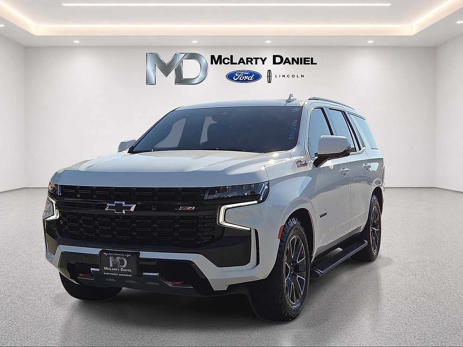 Used 2023 Chevrolet Tahoe Z71 w/ Z71 Off-Road Package AWD/4WD image 2