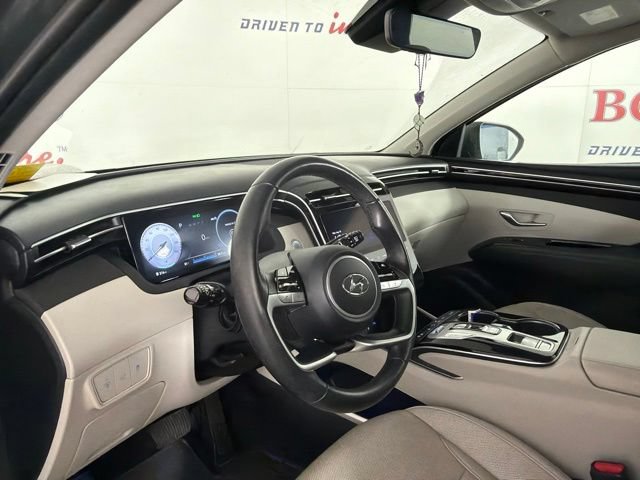 Used 2023 Hyundai Tucson Limited w/ Winter Package FWD image 12
