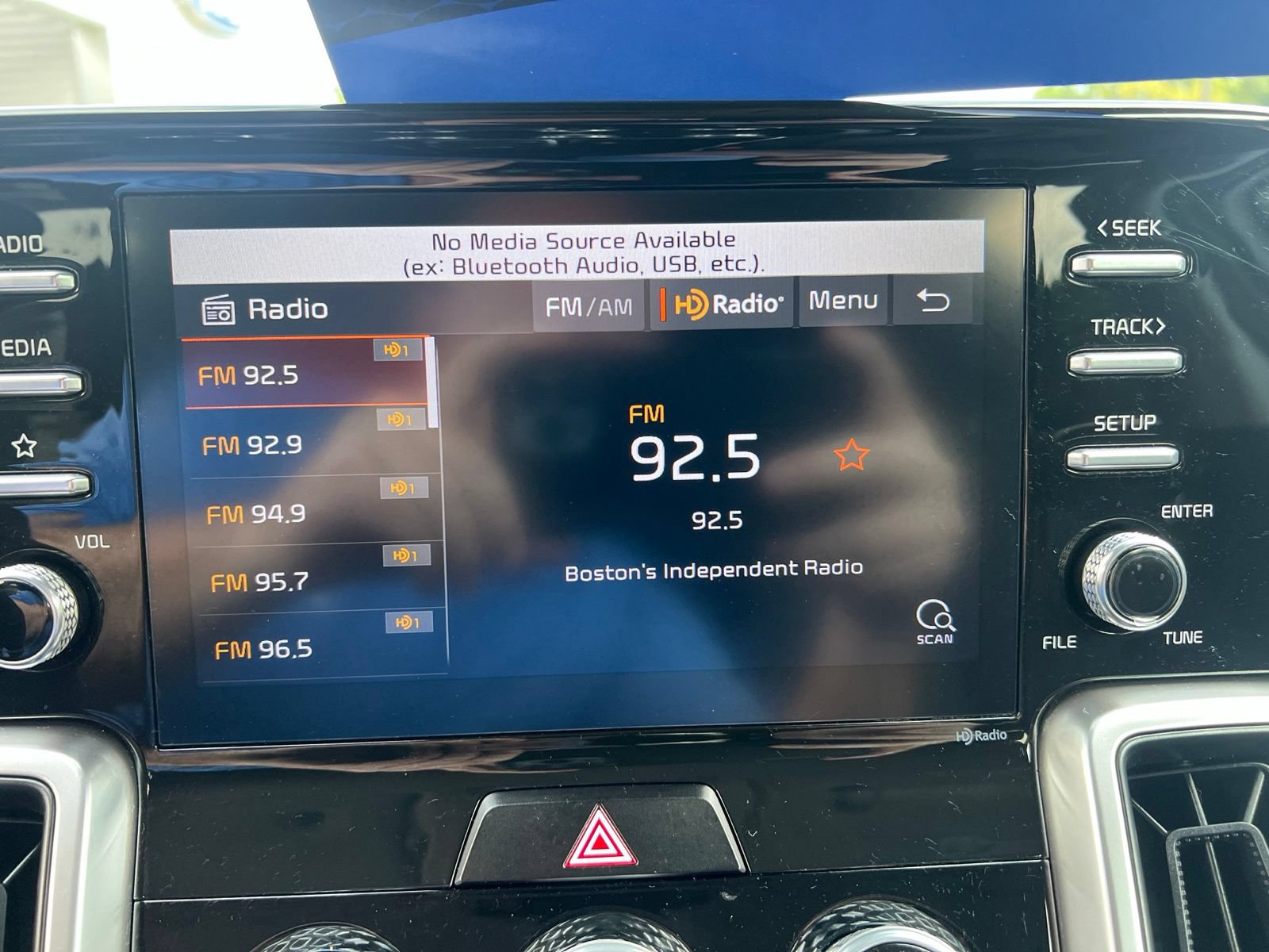 Used 2021 Kia Sorento LX AWD/4WD image 33