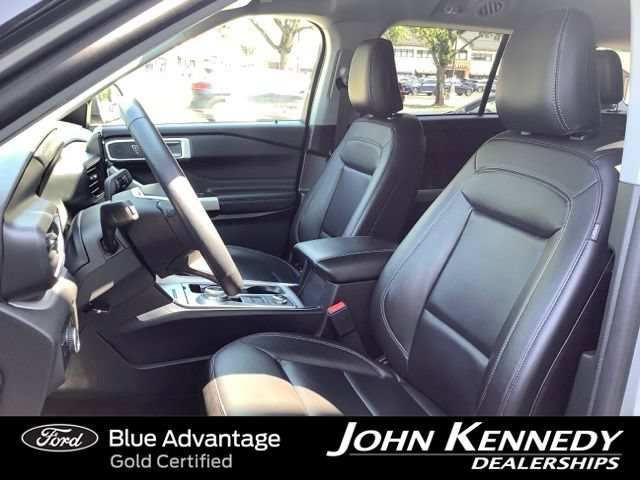 Certified 2023 Ford Explorer XLT w/ Equipment Group 202A AWD/4WD image 11