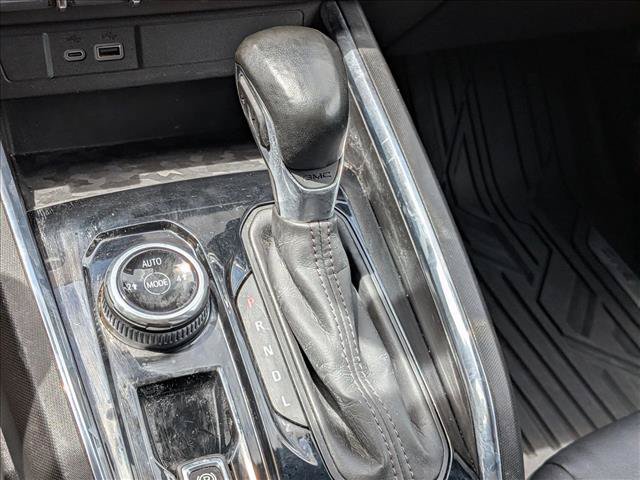 Used 2023 GMC Canyon Elevation w/ Elevation Premium Package AWD/4WD image 12