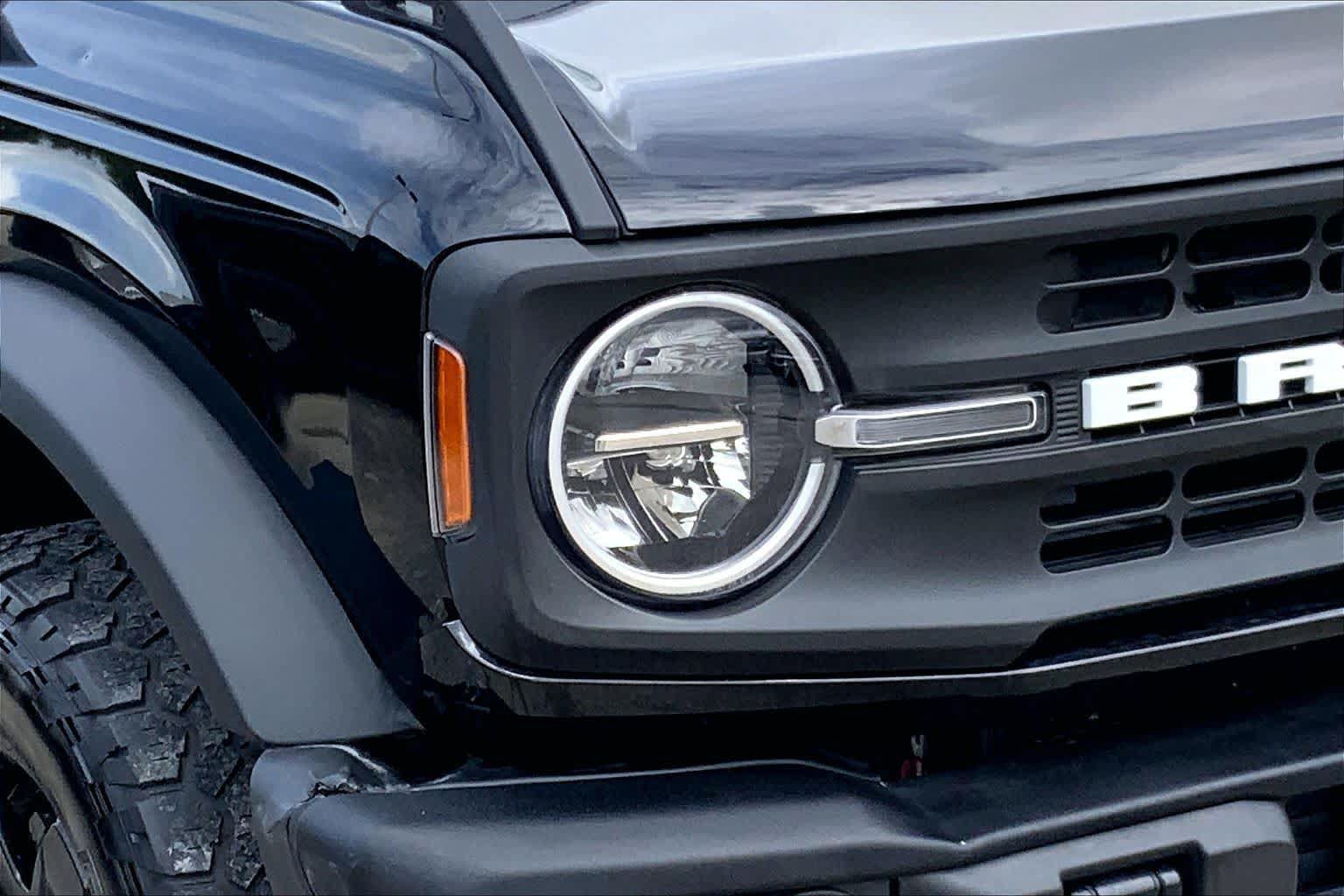 Certified 2024 Ford Bronco Black Diamond AWD/4WD image 24