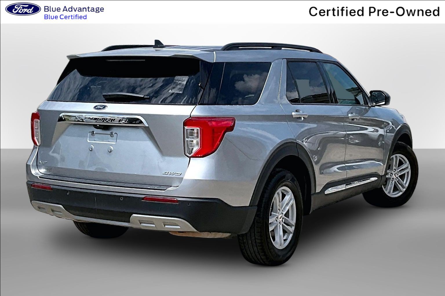 Certified 2024 Ford Explorer XLT w/ Equipment Group 202A AWD/4WD image 11